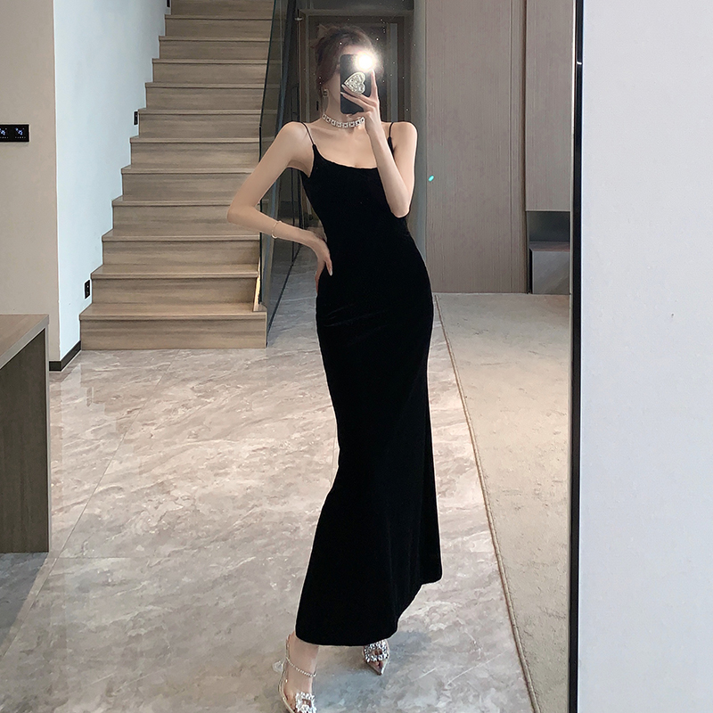 2026 Spring Summer New Black Gold Velvet Slip Dress Women French Vintage Temperament Bodycon Dress High-end