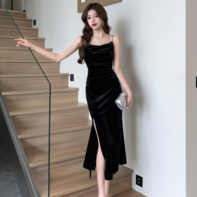 2026 Spring Autumn French Style Black Velvet Slip Dress with Split Hem