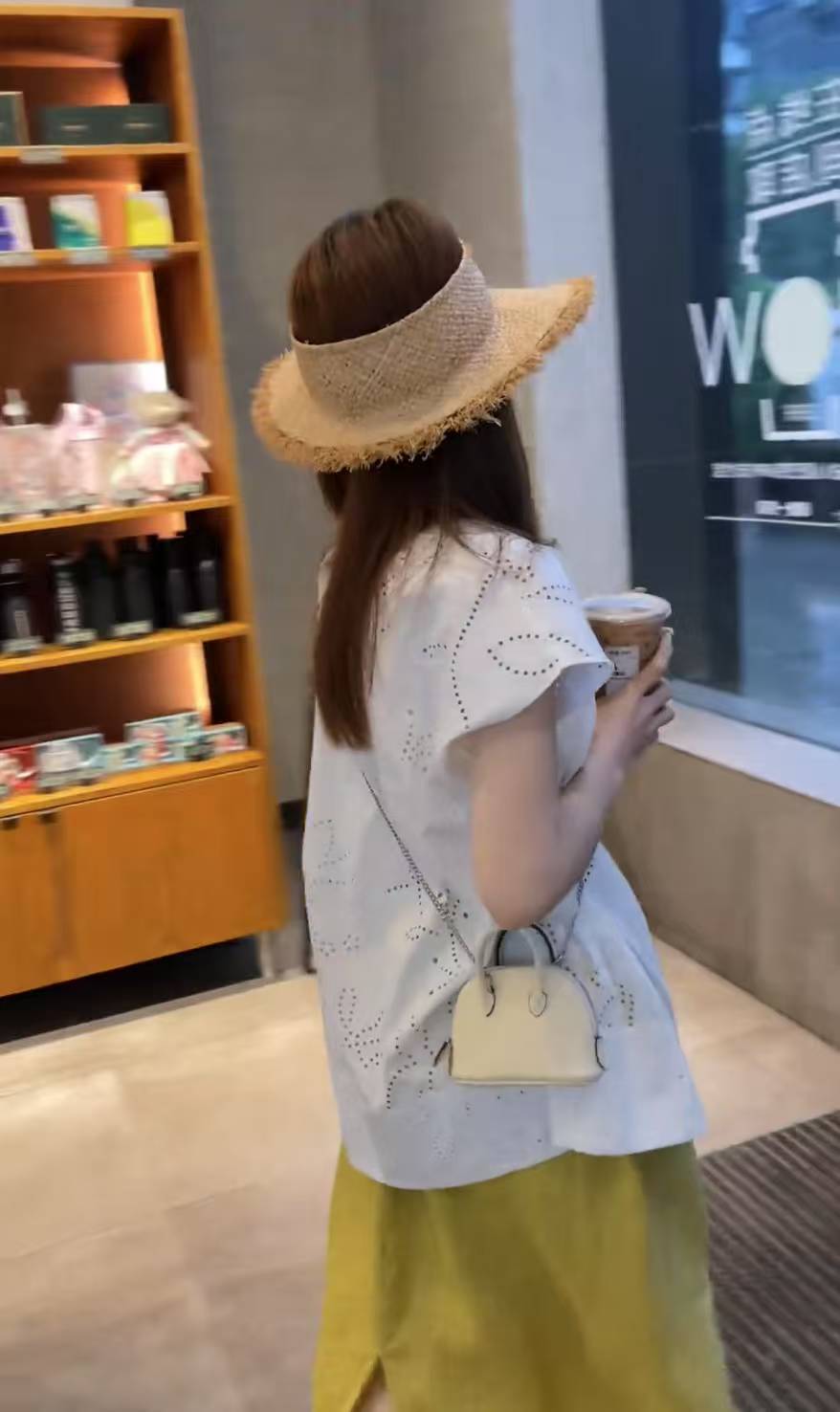 2025 New Korean Style White Cutout Shirt and Yellow High Waist Skirt Two Piece Set for Women - Image 4
