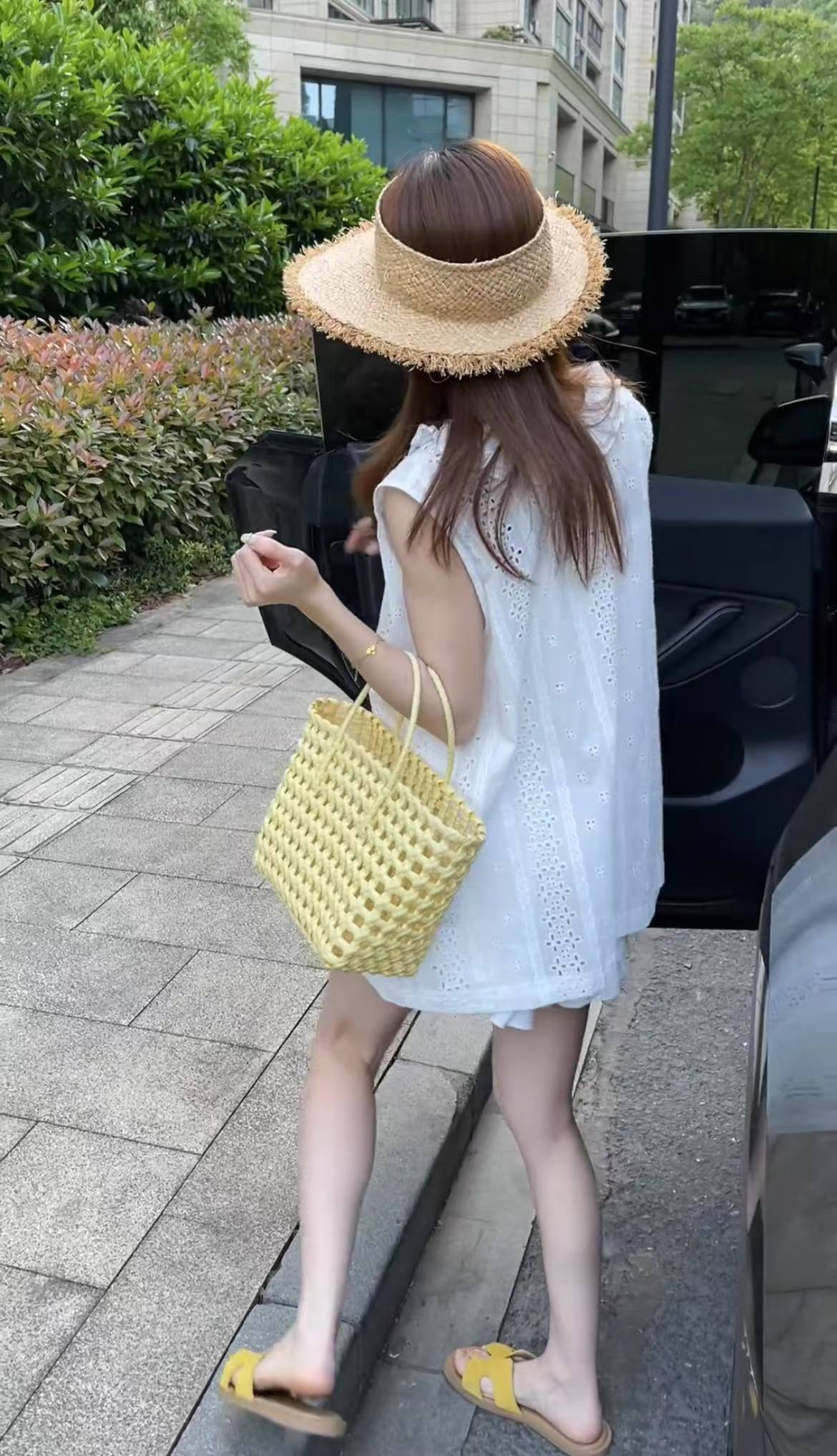 Designer Two-Way Wear Hollow Crochet Ruffle Sleeveless Shirt and White Bubble Shorts Set - Image 4