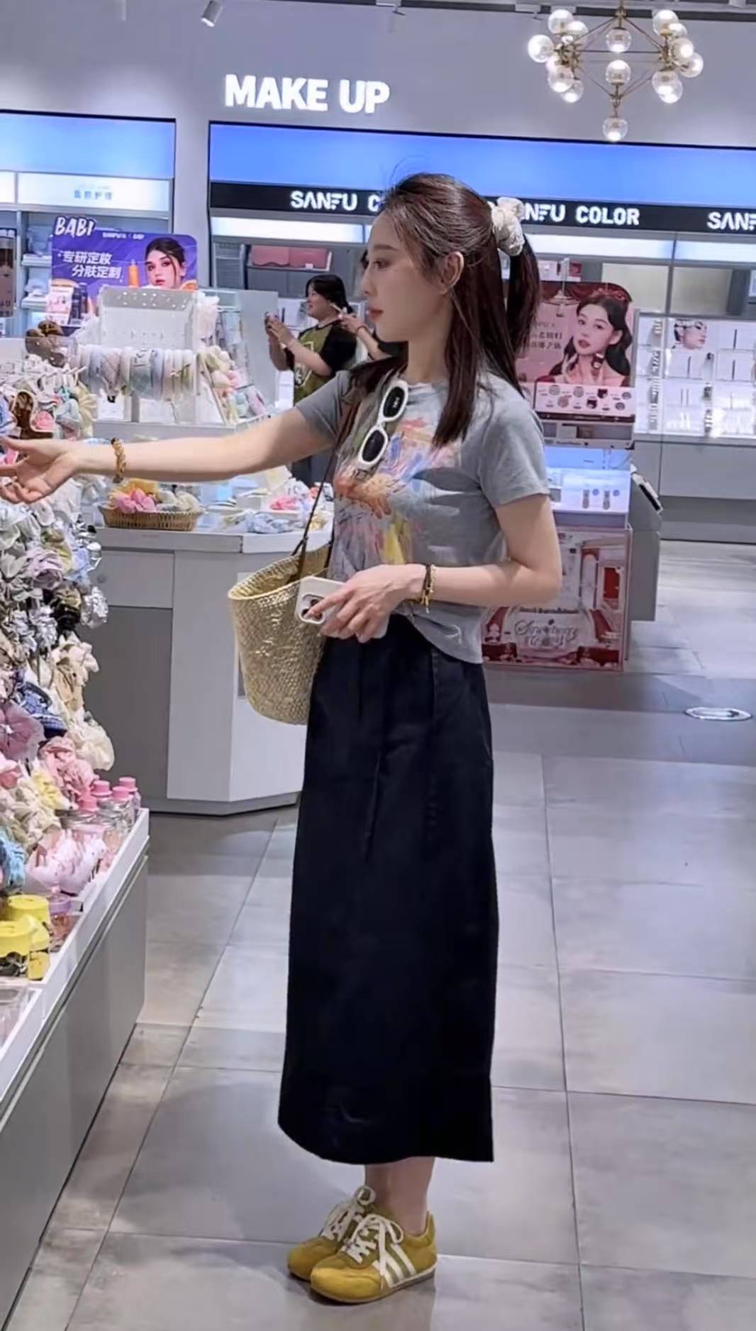 Painted Rabbit Short Sleeve T-Shirt and Skirt Set for Women Korean Style - Image 3