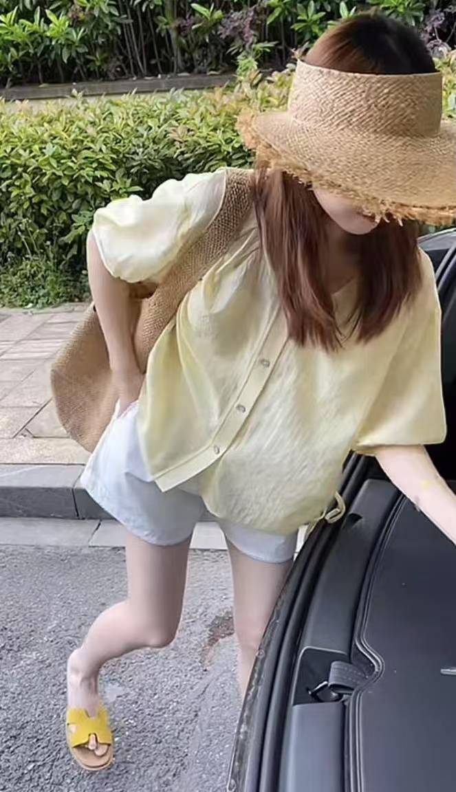 Women's Two-Piece Pleated Collar Drawstring Short Sleeve Shirt and White Lace Shorts Set - Image 3