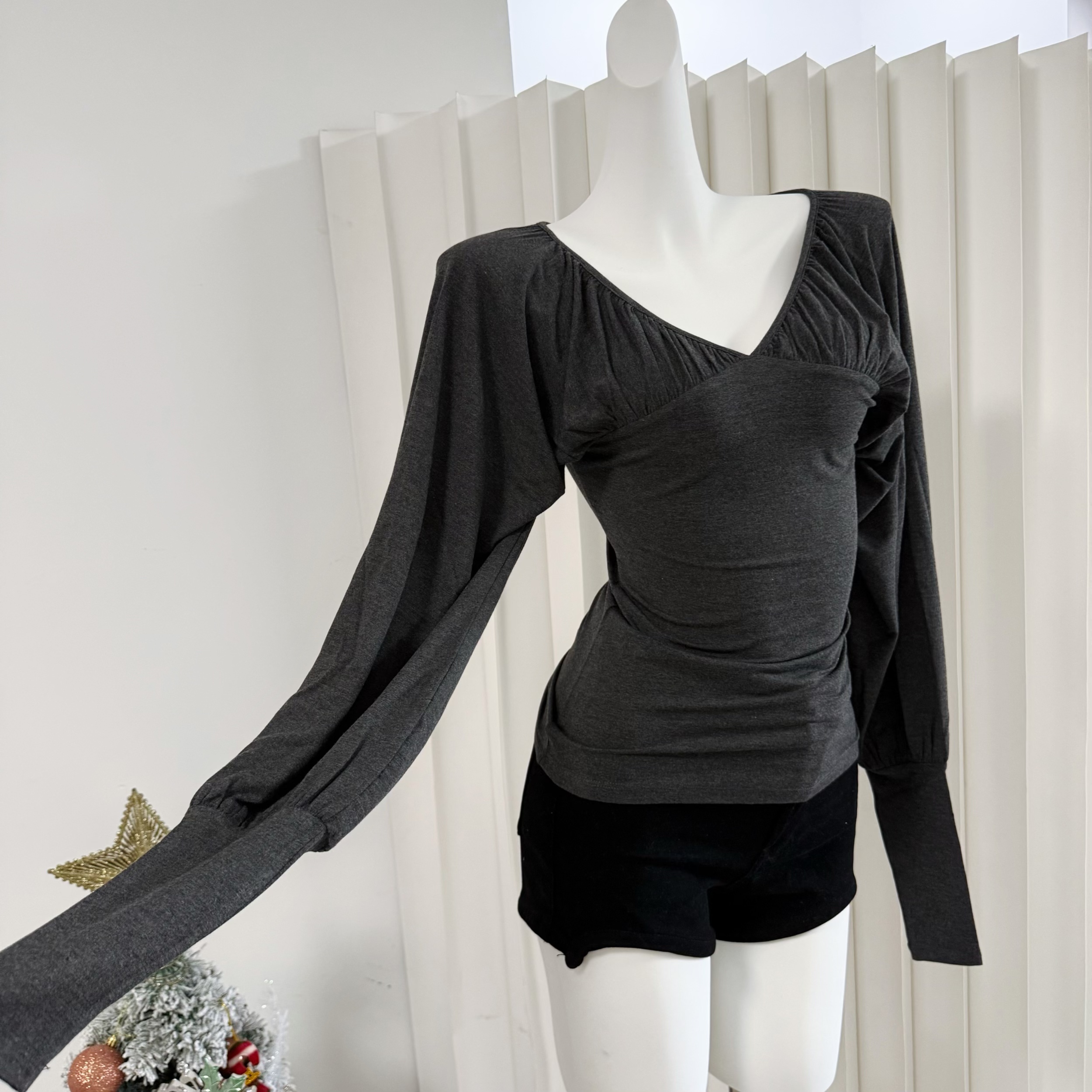 Paloma Wool Dark Gray V-Neck Ruched Slim Fit Long Sleeve Two-Way Top - Image 5