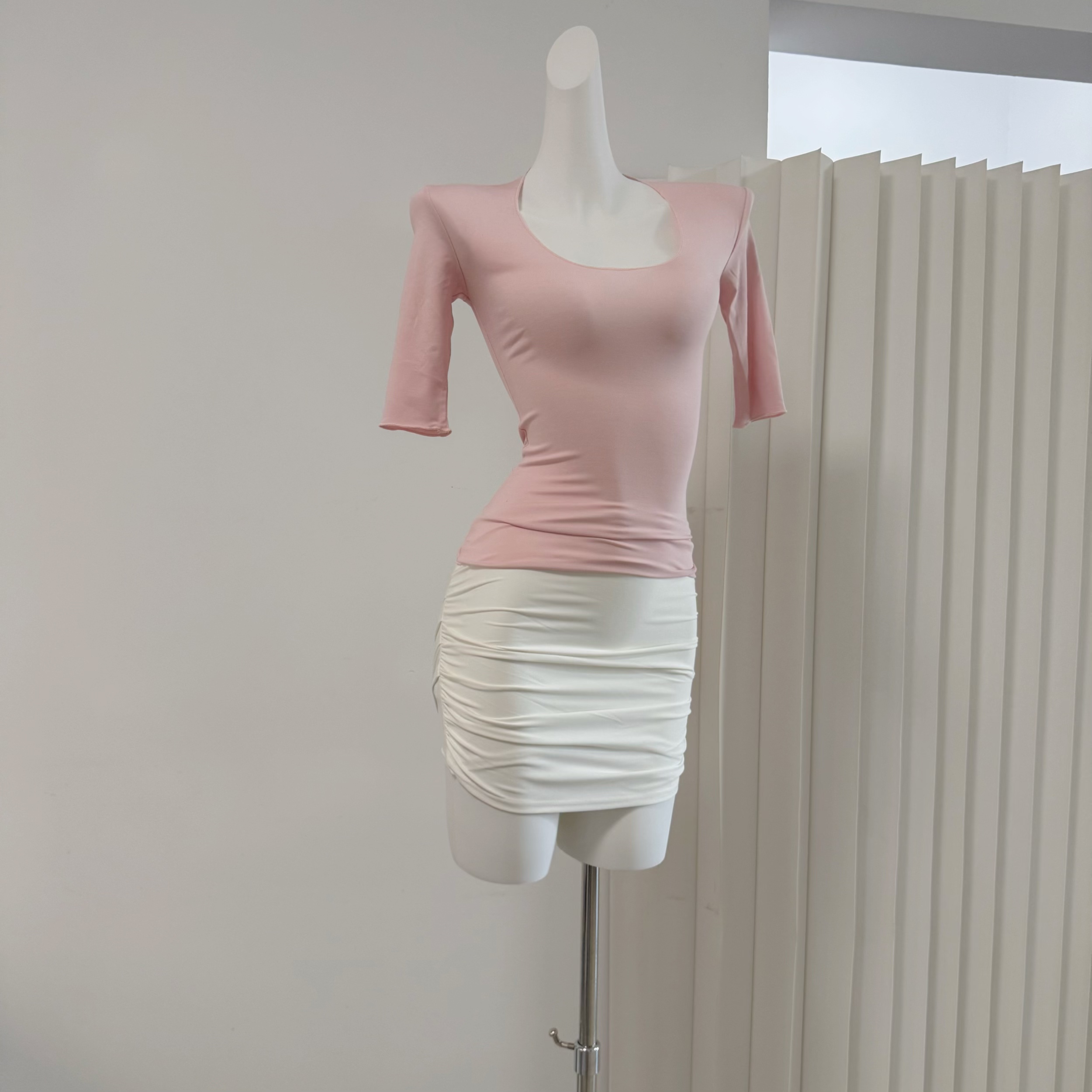Women's 2026 Spring Viscose T-Shirt with Large U-Neck and Half Sleeves - Image 2