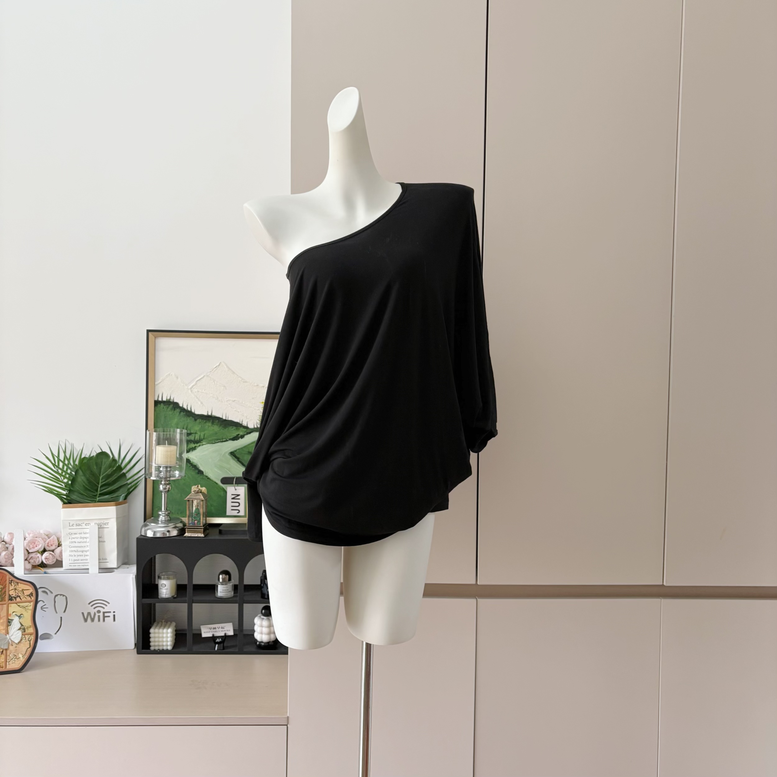 Lazy Style White Off-Shoulder Long-Sleeve T-Shirt for Women Spring Batwing Sleeve Casual Sun Protection Cover-Up Sexy Loose Top - Image 3