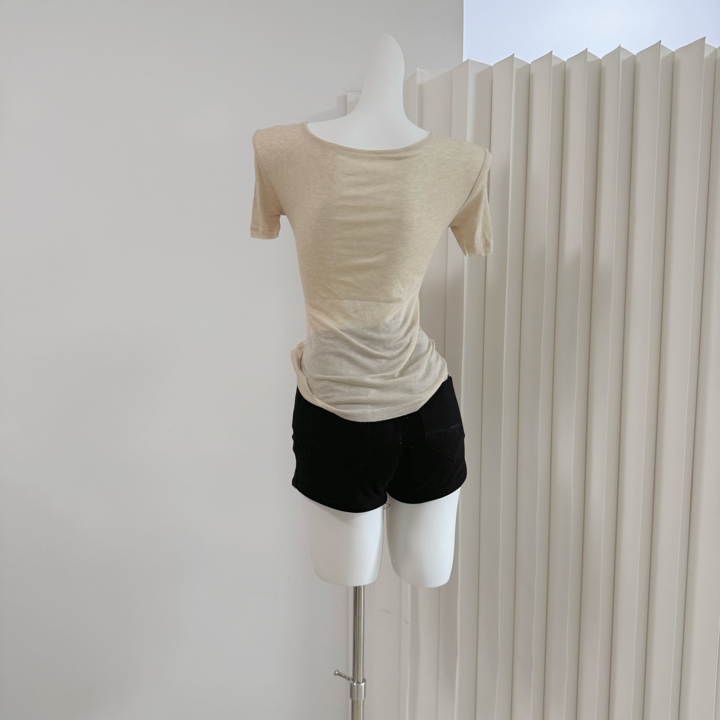 Tencel Wool V-Neck Twist Short Sleeve Top for Women - Image 5