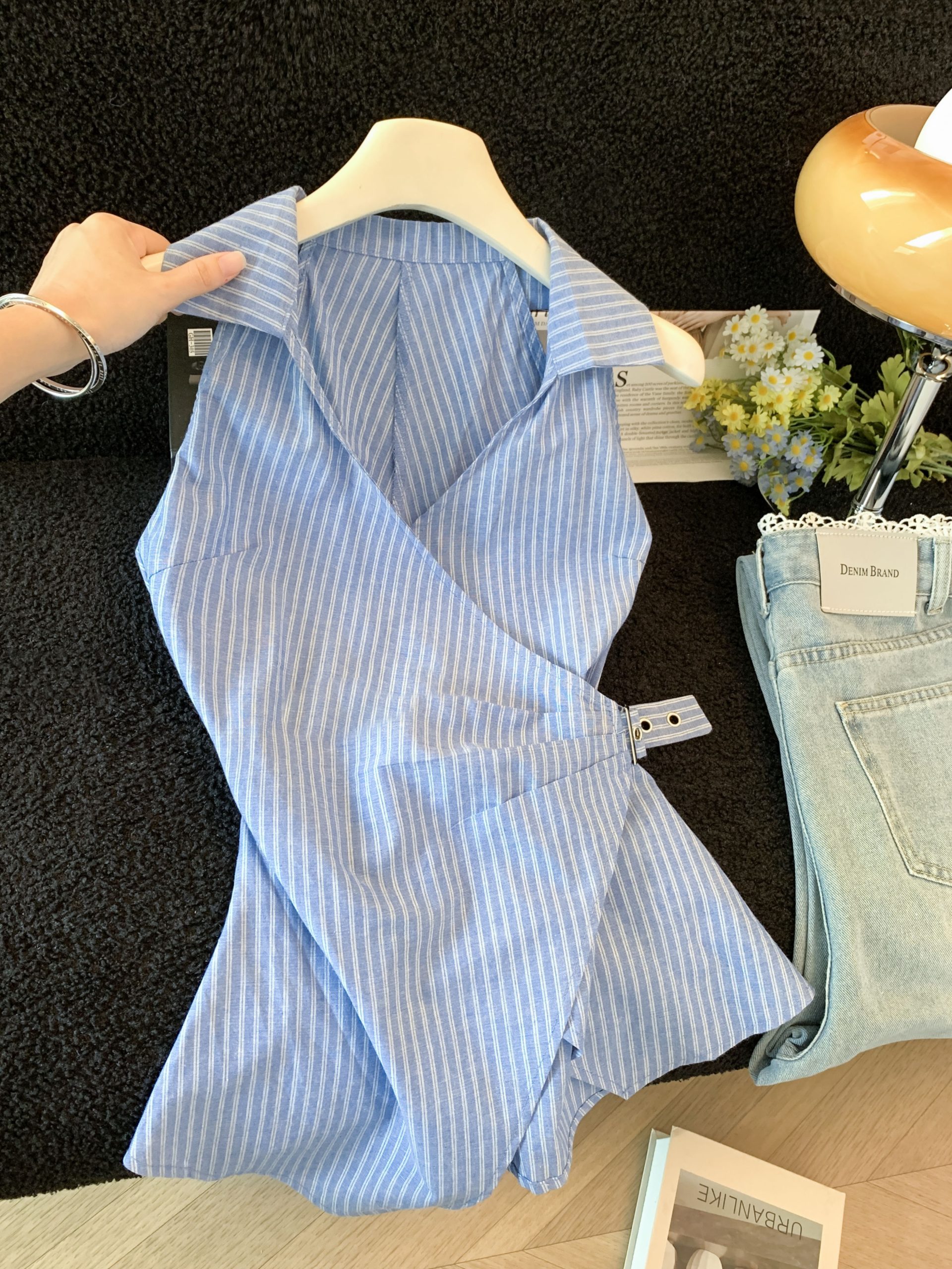 Korean Style Striped Sleeveless Shirt for Women Summer New Niche Design Waist-Cinching Slimming Top