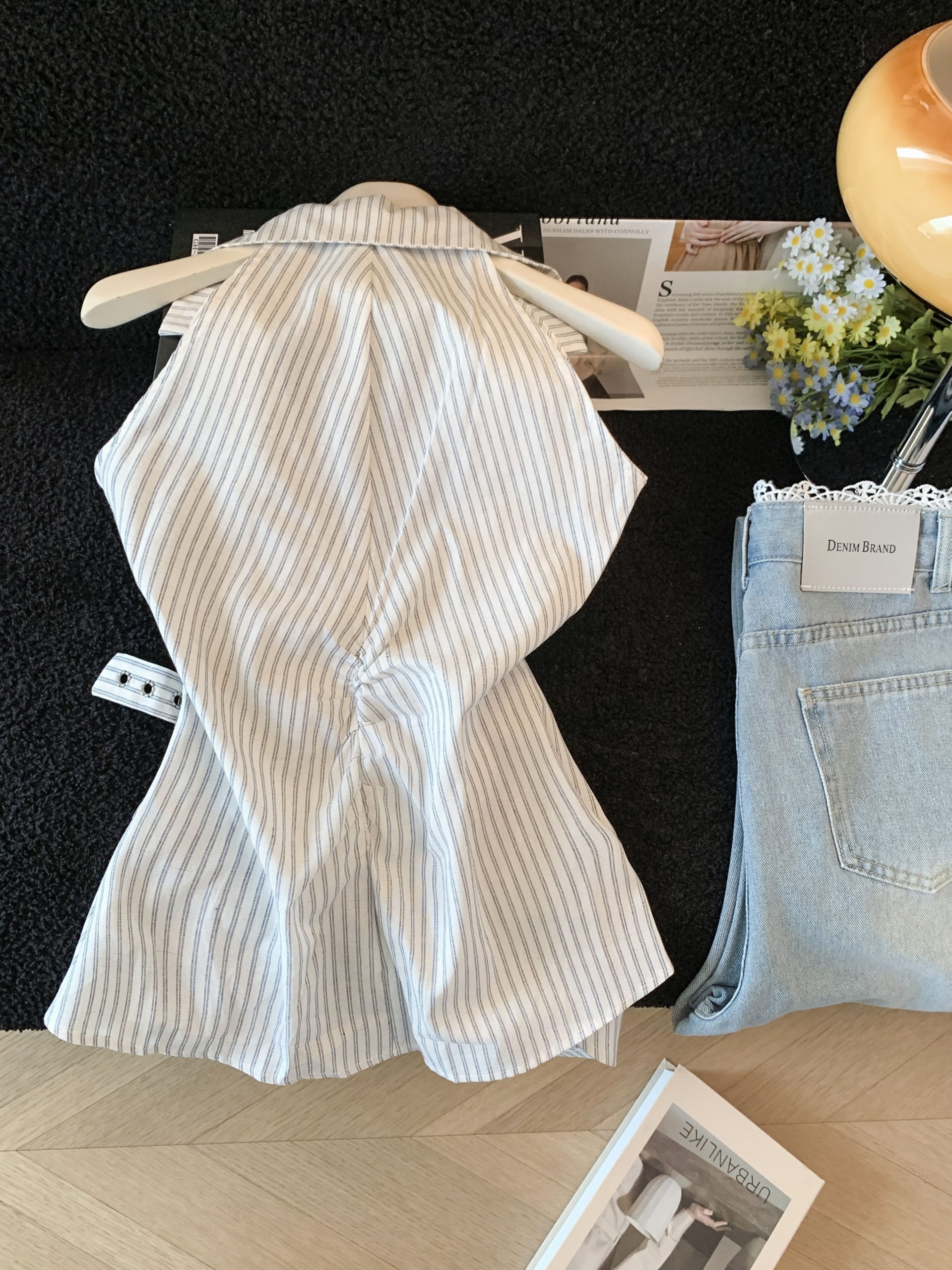 Korean Style Striped Sleeveless Shirt for Women Summer New Niche Design Waist-Cinching Slimming Top - Image 4